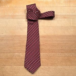 Brooks Brothers Men’s Neck Tie 100% Silk - Maroon w/ gray seals design, Made USA